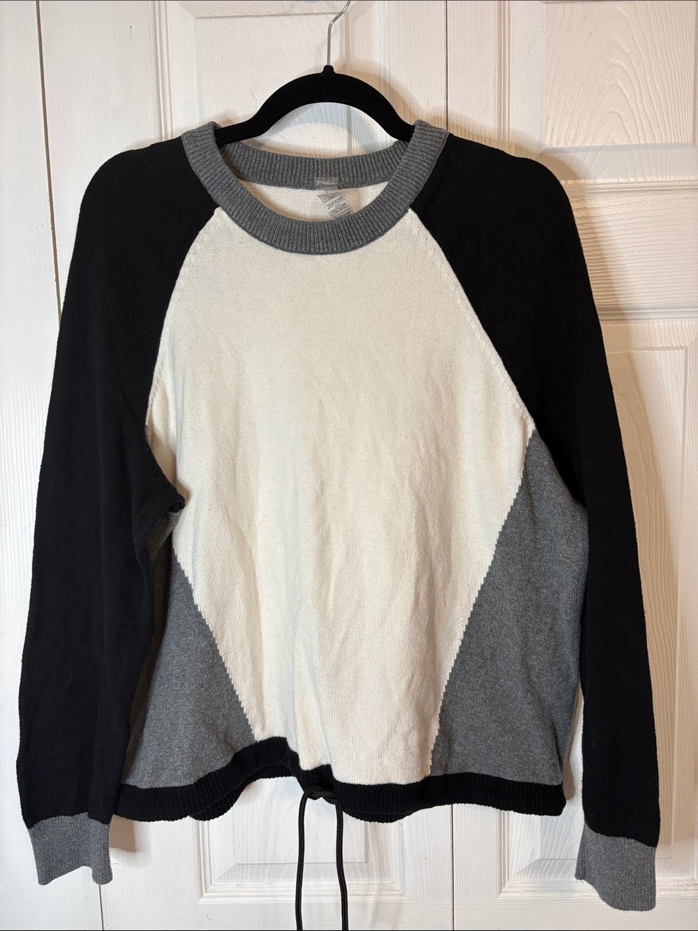 Classic Colorblock Crewneck Sweater - Black/Gray/White Large Loft Lou & Grey